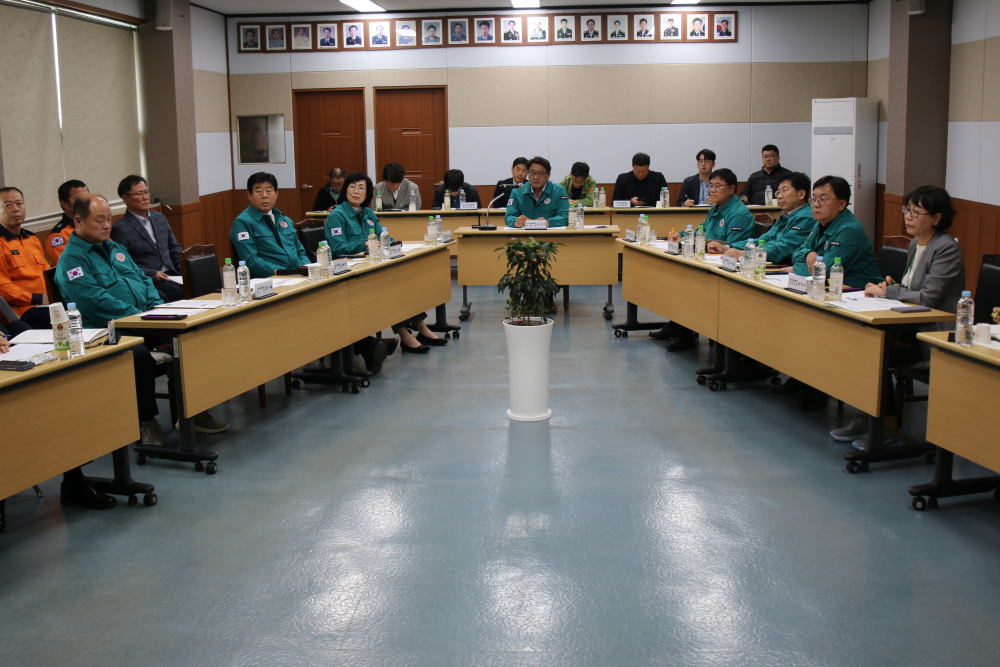 25.4.9.강원특별자치도 안전건설위원회, 홍천소방서 방문을 통한 현안 청취1.jpg