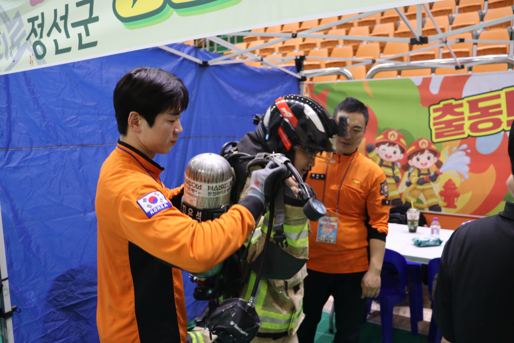 2026-09-10, 정선소방서, ‘제9회 정선군 진로박람회’서 소방안전체험부스 운영3.JPG