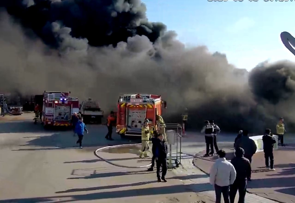 고성 어촌계 창고 화재2.JPG