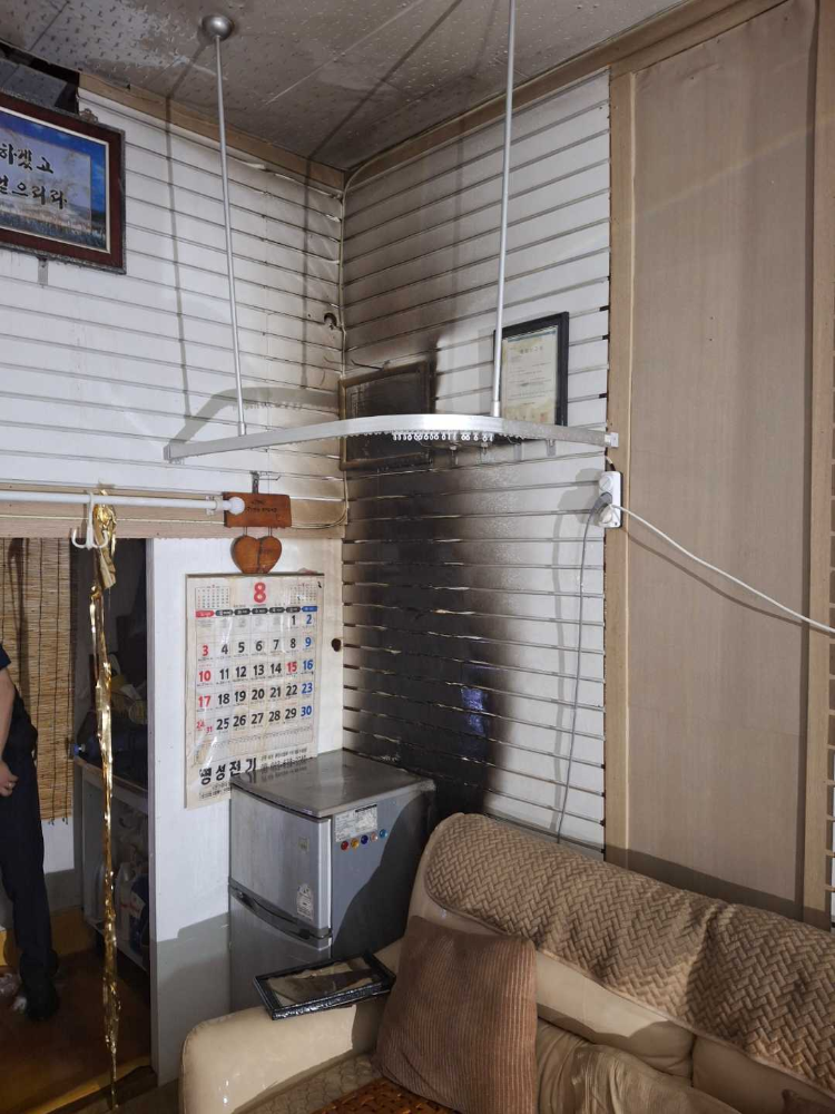 2132 속초 중앙동  ㅇㅇ시장 2층 점포 화재.jpg