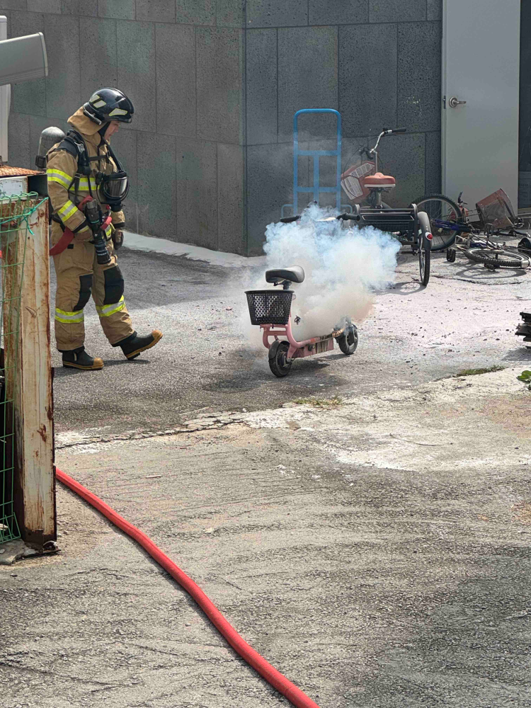 (1131)철원 동송읍 전기자전거 화재.jpg