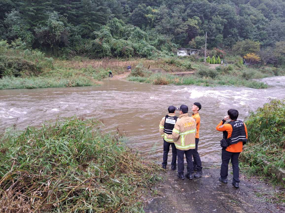 0944 화천 고립구조 (2).jpg