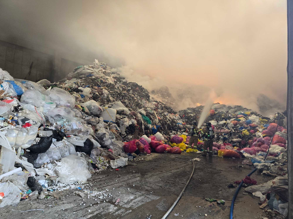 1556 원주 공장 화재.jpg