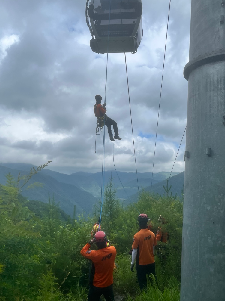 가리왕산케이블카 구조훈련 사진1.jpg