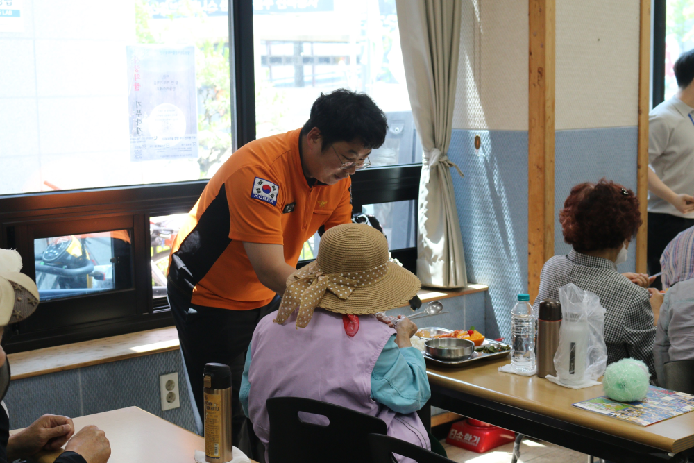 밥상공동체 봉사활동 (2).JPG