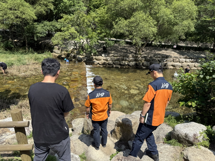 [0.5k]07.24.)양구소방서, 여름 휴가철 대비 다중이용시설 현장안전점검 실시1.jpg
