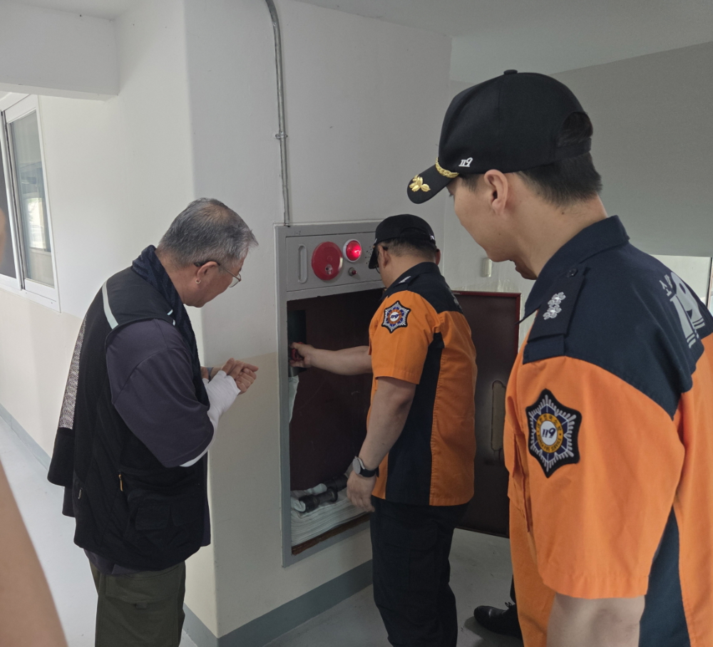 [0.5k]07.14.)노후 아파트 긴급점검1.jpg