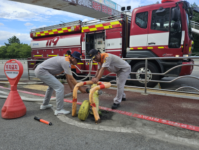 강릉시 가뭄 극복 급수지원... 동해 의용소방대 현장 보조 활동 나서